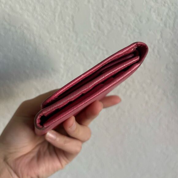 Prada Milano Made in Italy Pink Snap Wallet - Picture 11 of 13